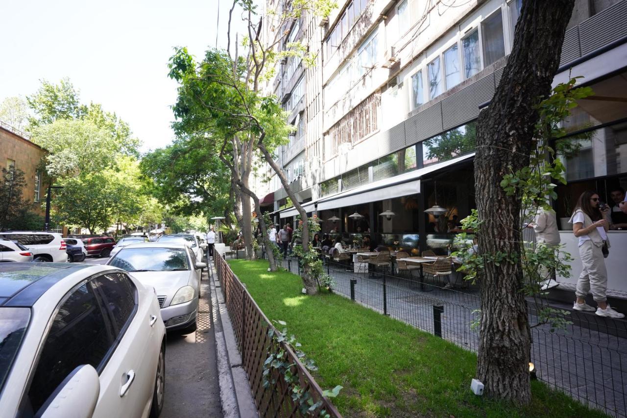 Soho Hotel City Centre Erevan Exterior foto