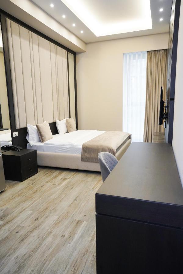 Soho Hotel City Centre Erevan Exterior foto